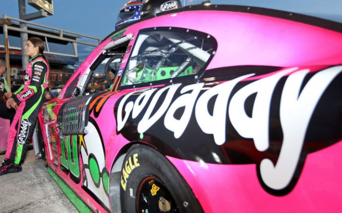 STEM Speeds Along on NASCAR Driver Danica Patrick s Race Car