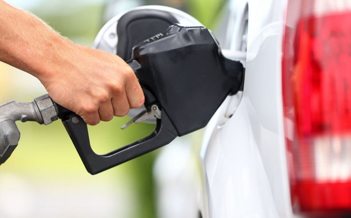 Why New Cars Recommend Premium Fuel | Digital Trends