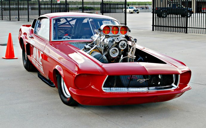 Mustang Drag Race Cars