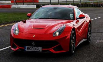 Italian-Car-Ferrari-Sports-Car